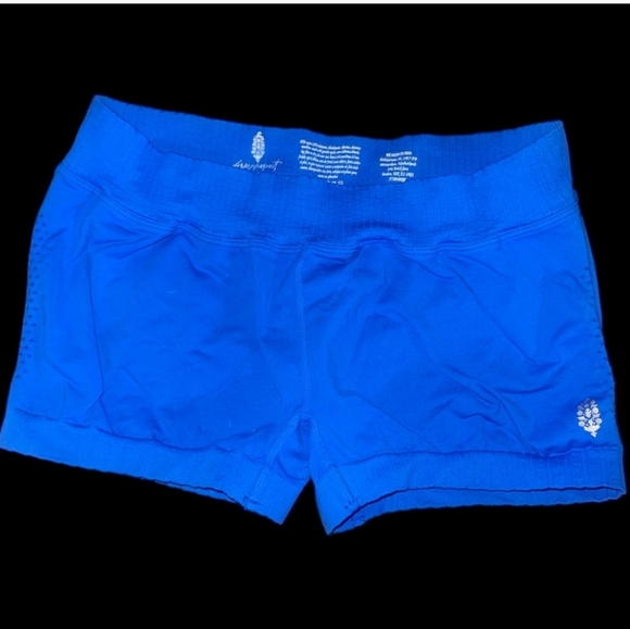 NWOT✨️FP✨️Good Karma Micro Shorts M/L - Picture 7 of 7